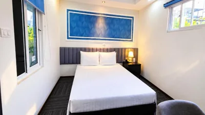 Holiday Premium Hotel & Travel – Photos 9