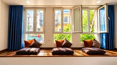 Holiday Premium Hotel & Travel – Photos 13